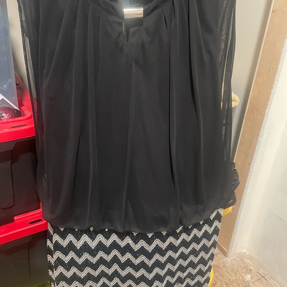 Perceptions New York Black Dress - Picture 3 of 4